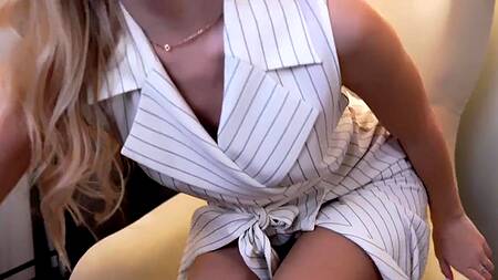 Чувак кончил, но продолжил трахать раком длинноногую блондинку из России