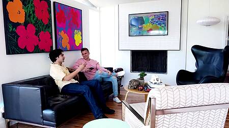 Парни поменялись сестричками, чтобы устроить оргию, но без инцеста