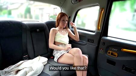 Рыжая пассажирка показывает трусики и соблазняет таксиста