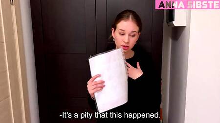 Трахает администраторшу в качестве моральной компенсации