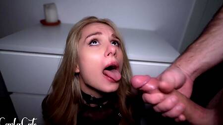 Выебал телку в развратном белье и залил лицо спермой