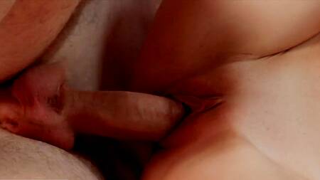 Футболист после матча трахает белокурую милашку