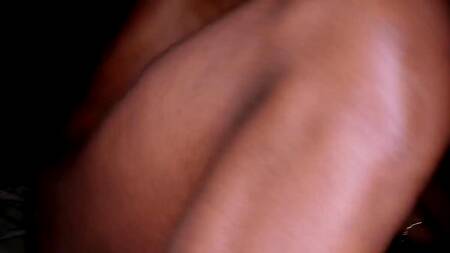 Страстная Summer Col просит негра снимать как она сосет хуй