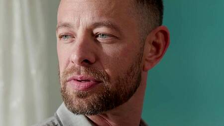 Отчим не только поддерживает падчерицу, но и трахает её