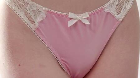 Отчим не только поддерживает падчерицу, но и трахает её