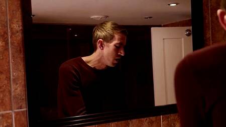 Пока жена в отъезде её функции выполняет подруга