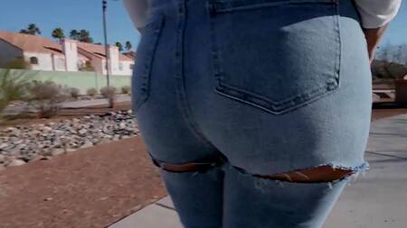 Попытка встречаться с двумя милфами приводит к ЖМЖ