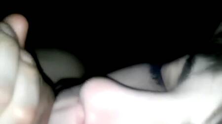 Сестра старается, делает брату качественный минет