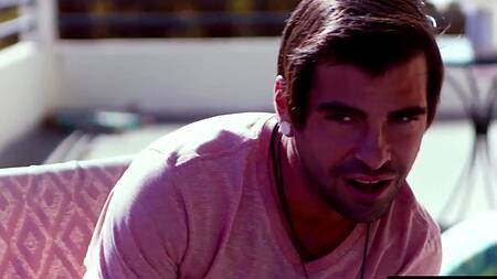 Лучшие друзья обмениваются красивыми девушками и кайфуют