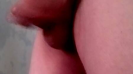 Подрочил (личное видео)