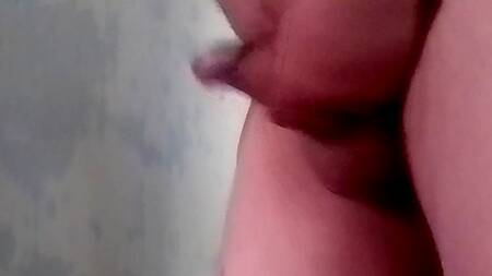 Подрочил (личное видео)