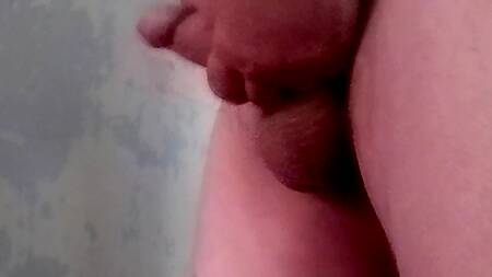 Подрочил (личное видео)