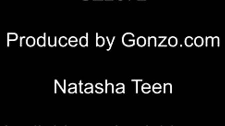 Natasha Teen получает блатную роль через групповуху с двойным проникновением