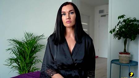 Мачеха в ошейнике хочет, чтобы пасынок доминировал