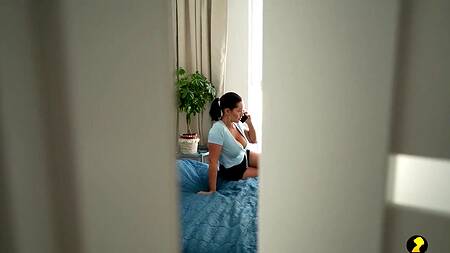 Анальная ебля с мачехой помогает парню после расставания