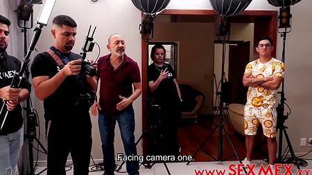 Сочная латинка в красном платье изменяет мужу с парнем