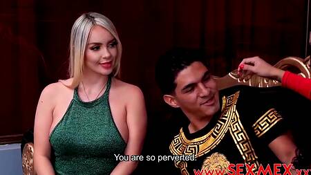 Латинос выпил с двумя жопастыми подругами и трахнул их обеих