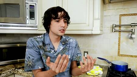 Мачеха радуется, что пасынки выросли и теперь могут её ебать