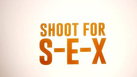 Родителей нет, чернокожая пара может страстно трахаться