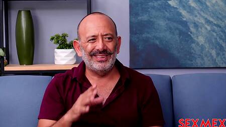 Муж идет работать, а жену трахает любовник