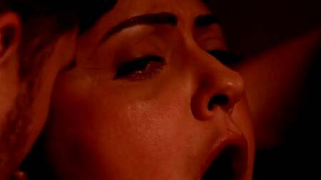 Пошел попить воды и трахнул ночью мать девушки