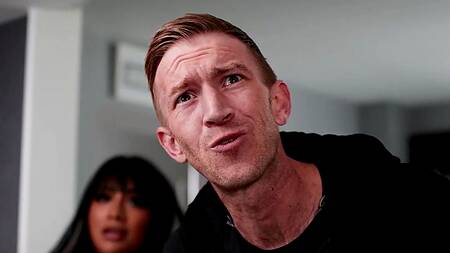 Электрик с большим членом страстно трахает индийскую красотку