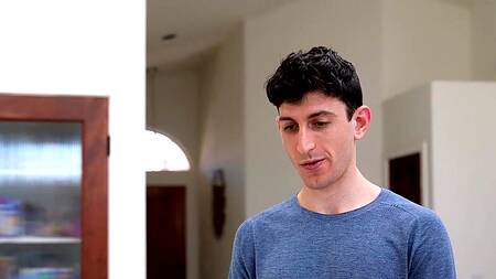 Студент увидел трусики рыжей репетиторши и поимел её