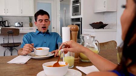 Мачеха ласкает пенис пасынка под столом и дает в анус