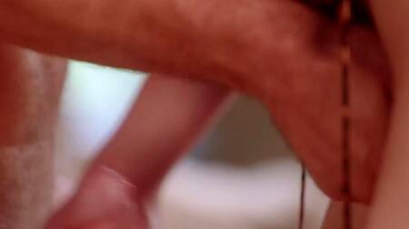 Мужик в костюме жарко трахает блондинку в сексуальном белье