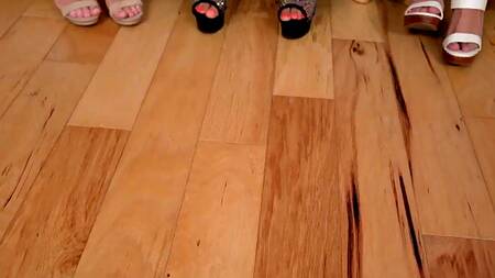 Пацан пришел на вечеринку и поимел трех красивых телок