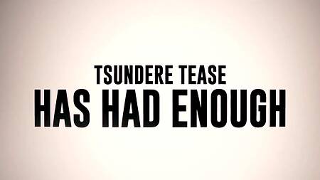 Лысый парень отодвигает трусы рыжей бестии и лижет её письку