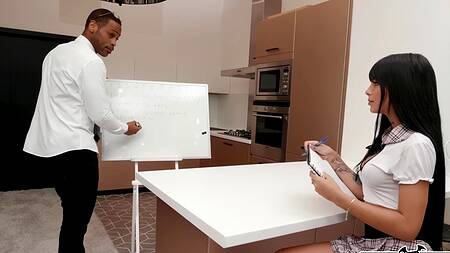 Чернокожие репетиторы ебут студентку в обе дырки