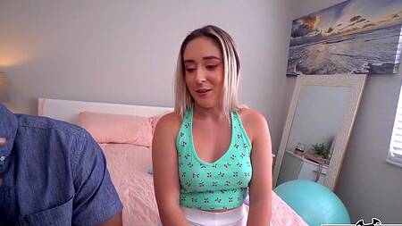 Белокурая Brookie Blair хочет огромный хуй негра