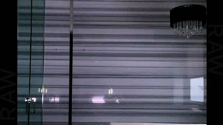 Кудрявая милашка хочет на большой член негра