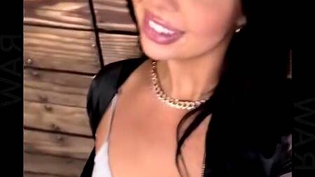 Негру понравилось трахать белую телку с сочной жопой