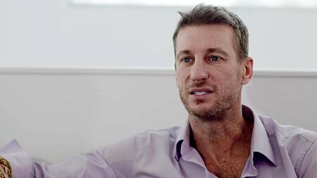 Зрелая красотка Melissa Stratton заводит себе молодого любовника