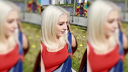 Черный спортсмен после тренировки ебет двух красавиц