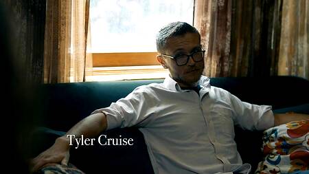 Кудрявая Victoria Voxxx поссорилась с мужем и ебется с другом