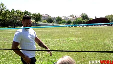 Заниматься анальным сексом приятнее, чем играть в бадминтон