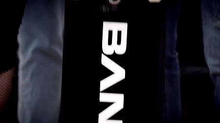 Блондинка Kay Lovely в сетке трахается с толпой парней