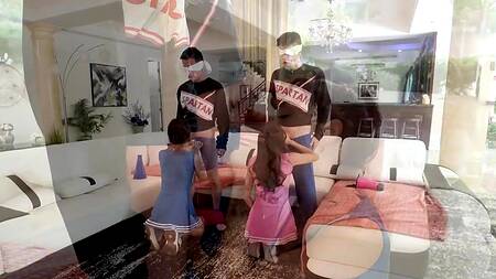 Две черлидерши устраивают групповой секс с парнями