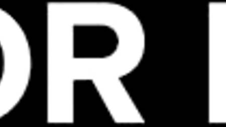 Миленькая падчерица мастурбирует и трахается с отчимом