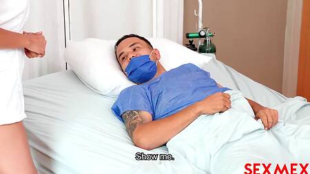 Латинская медсестра трахается с пациентом в больнице