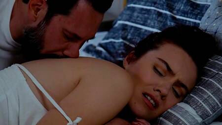 Рыжая Freya Parker в белом платье наслаждается нежным сексом