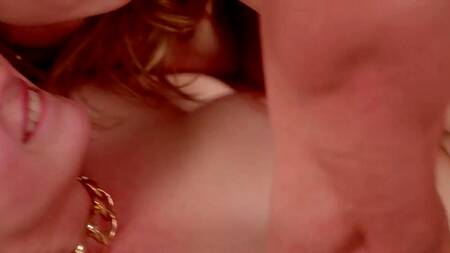 Красотки развязывают парня и занимаются с ним страстным сексом втроем