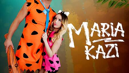 Пара выбирает костюмы на Хэллоуин и ебется