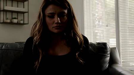 Увидел как Adria Rae засовывает пальчик в попку и поимел её