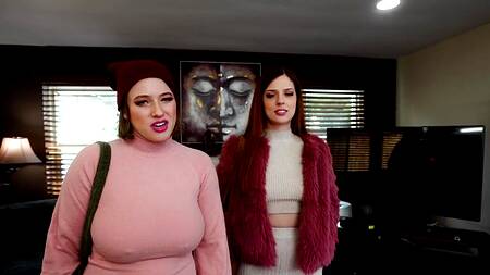 Сводные сестры ласкают киски в ванной и соблазняют на ЖМЖ брата