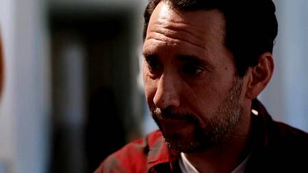 Рыжую худышку Madi Collins ебет отчим и соцработник