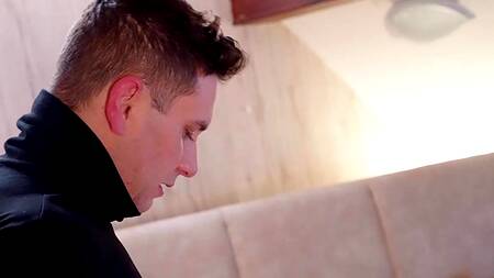 Начальница в латексном белье ебется с работником